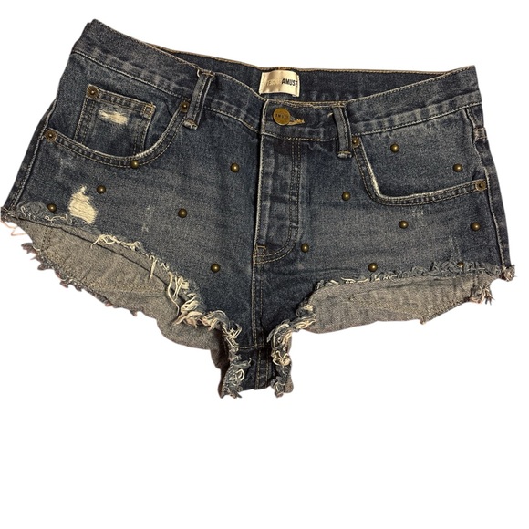 Amuse Society Studded Cutoff Jean Shorts - Picture 1 of 4
